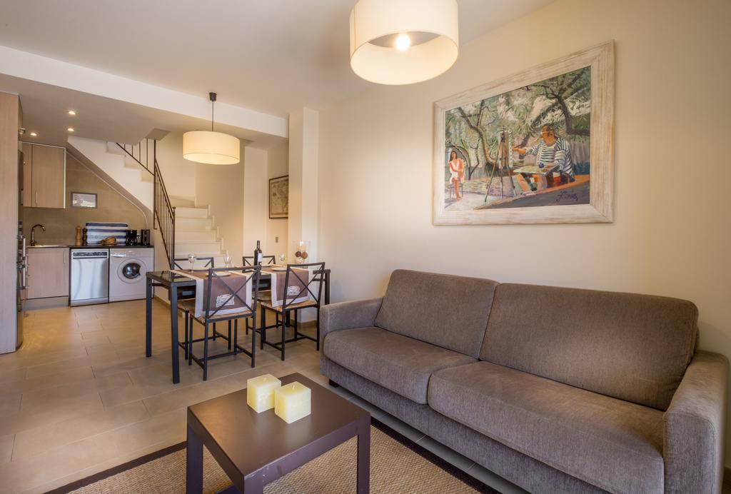 Can Tarongeta Apartments Palafrugell Eksteriør billede